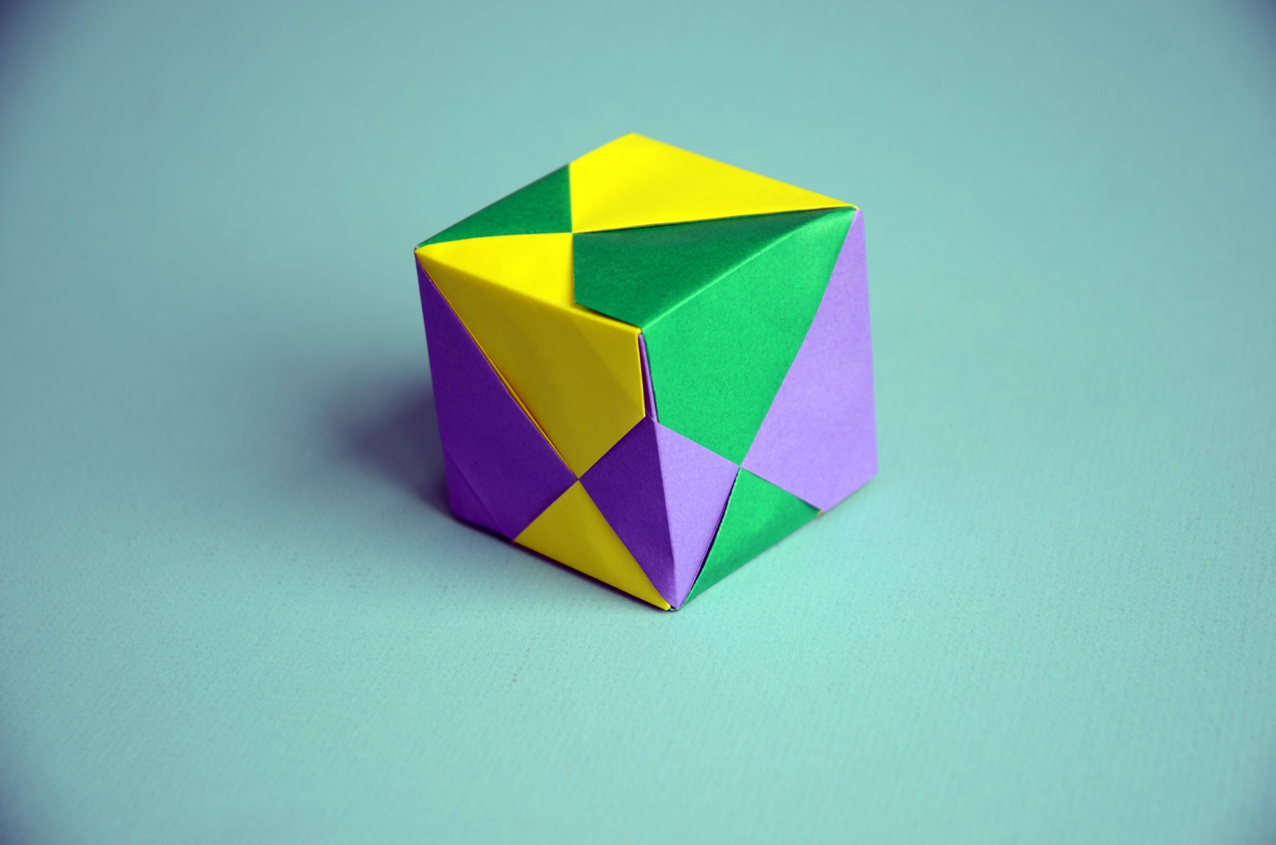 Harlequin Cube